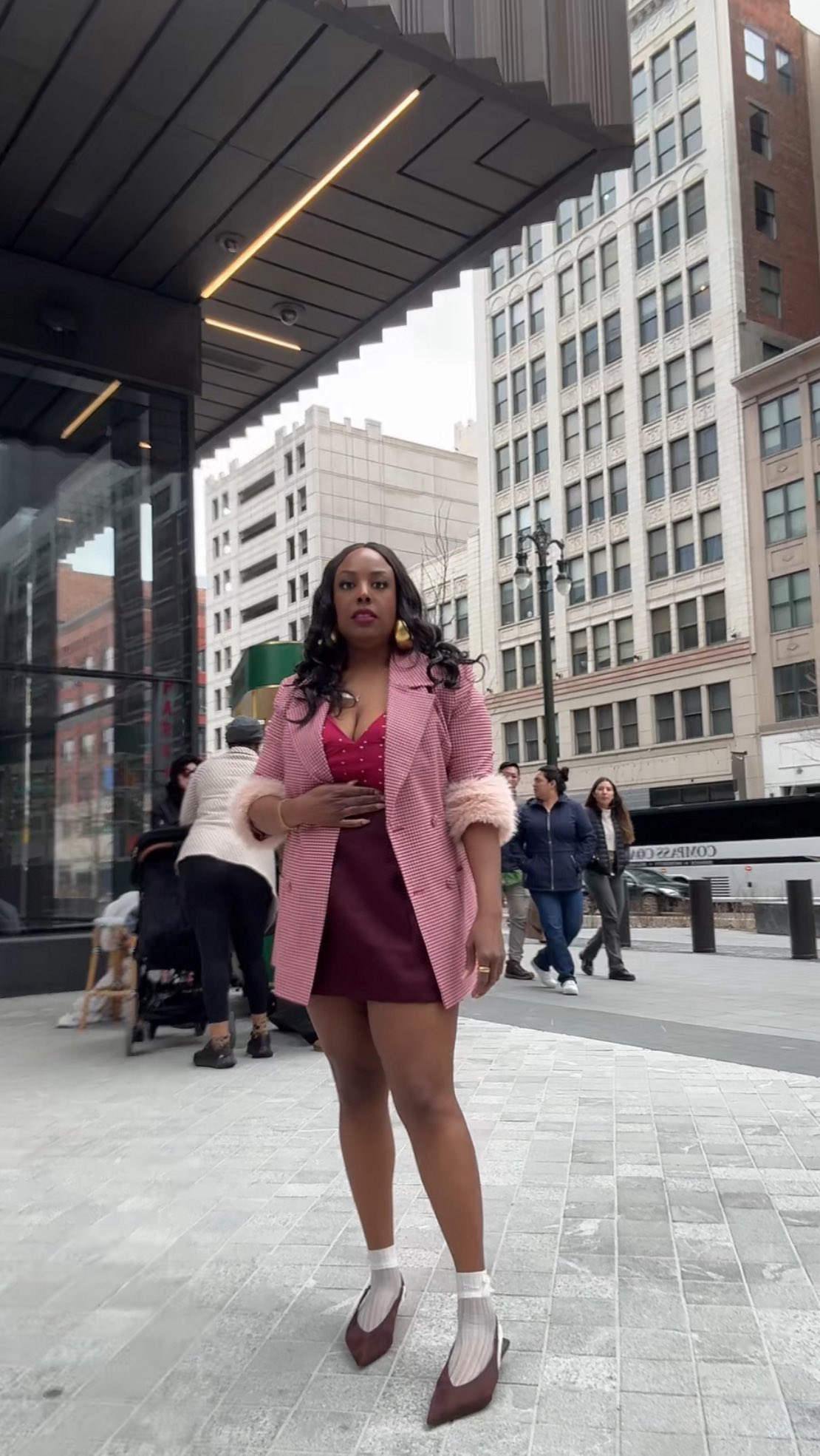 Nobody talks about this part of getting dressed…
Great outfits don’t just happen. You build them — piece by piece, color by color, detail by detail. As a petite girl I had to figure this out on my own. Now I’m sharing everything. Petite Besties, we’re doing this together. 
#PetiteFashion #PetiteStyle #OutfitBuilding #fashionstyledetroit